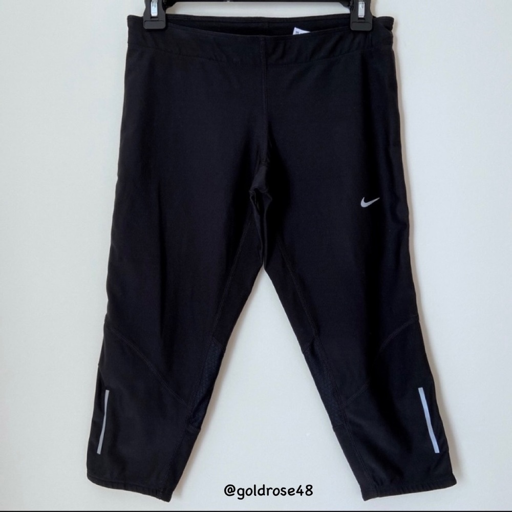 Nike Dri-Fit Tech black running capris style 695386-010